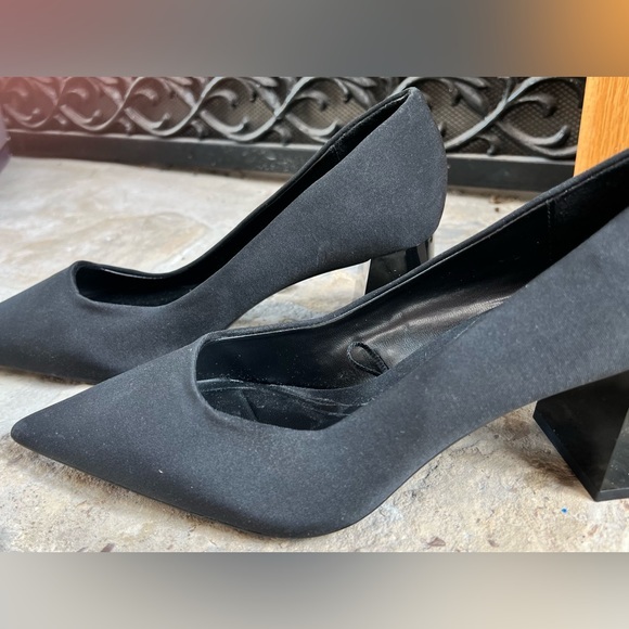 Zara Block Heel Black fabric pumps. SZ 7.5 - Picture 6 of 8